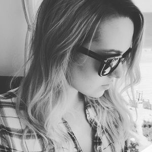 Meet your Posher, Jacqueline